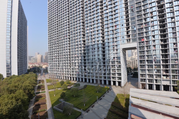 公寓 六合天寓 bc0016 5000/月 地区 滨江区